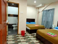 Ria Cameron Hotel - parking
