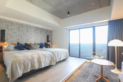 Ffffff Hotel