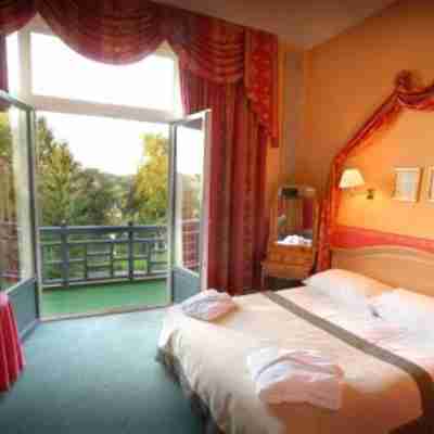 Martin's-Hotel Manoir du Lac Rooms