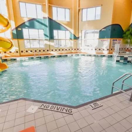 Canad Inns Destination Centre Polo Park Отели рядом с достопримечательностью «Winnipeg City Centre»