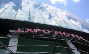 Expo Hotel