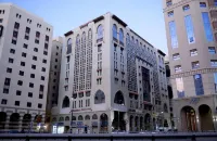 Hayah Plaza Hotel  호텔