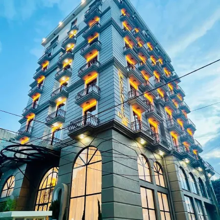TH BonRoyal Hotel