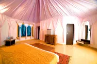 Desert Gateway Resort Hotels in Sam