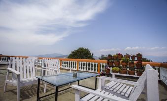 Langtang View Nagarkot Bed and Breakfast