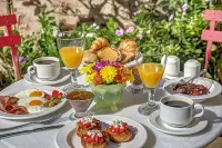 Malvasia Traditional Hotel - breakfast