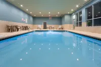 Holiday Inn Express & Suites FIRESTONE - LONGMONT by IHG - Pools