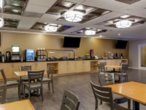 Best Western Plus University Inn Hotels in Forsyth County