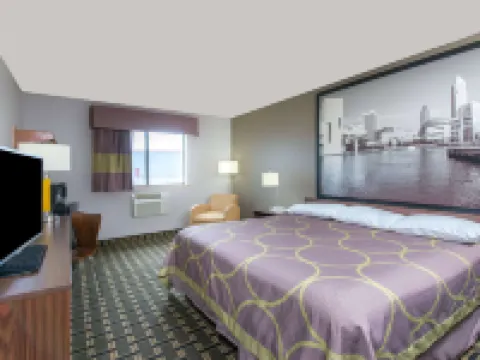 Super 8 by Wyndham Youngstown/Austintown Hotels in Austintown