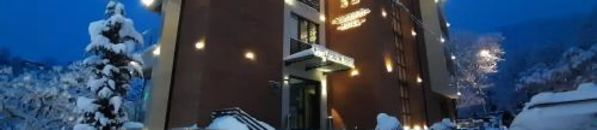 Four-Star Hotels
