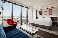 Twa Hotel at JFK Airport - Rooftop Pools
