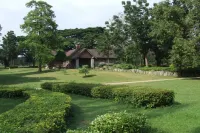 Sawang Resort Golf Club and Hotel Hotels near Wat Bubpha Charoentham