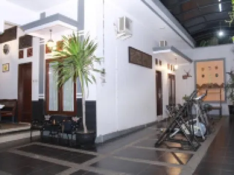 C1 Hotel Syariah Hotels in Sumenep