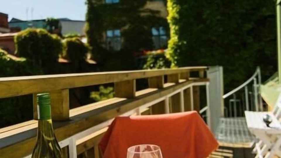 Magles Smiley Inn