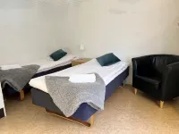Volontärgatans Lägenhetshotell Hotels near Lekplats Östergravar - Tema Hästarnas Dal