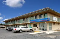 Baymont by Wyndham Lake City