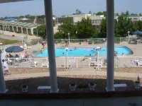 Twelve Oaks Inn - piscine