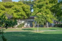 Degania Bet Kibbutz Country Lodging