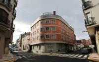 Hotel Ramos Hotels in Lalin