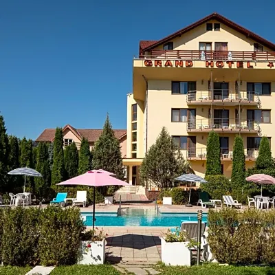 Grand Hotel Hotels near Noua Lake - Recreation Area