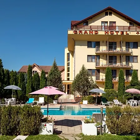 Grand Hotel