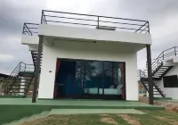The Raft Land Resort - موقف سيارات