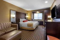 Best Western Plus Woodstock Inn  Suites Hotéis em 