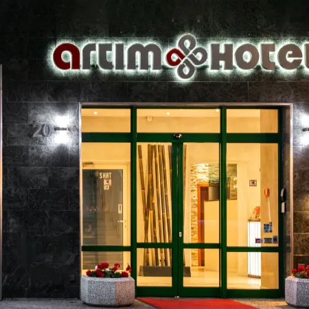 Artim Hotel Отели рядом с достопримечательностью «Шёнеберг»