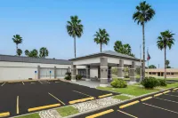 Quality Inn - parking
