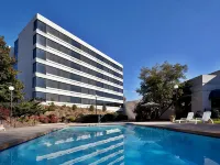 DoubleTree by Hilton Winston Salem - University