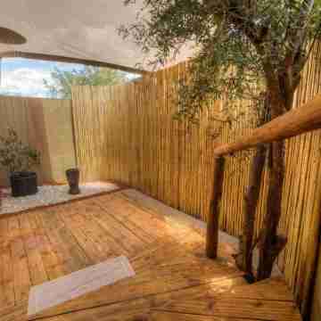 Nokanyana Hotel Exterior