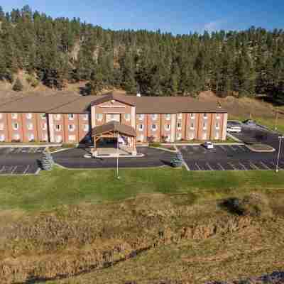 Comfort Inn & Suites Near Custer State Park and Mt Rushmore Hotel Exterior