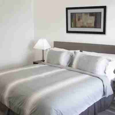 Bowmanville Marina Inn & Suites Rooms