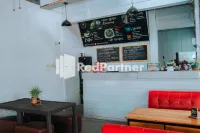 Flamboyan Asri Syariah Mitra RedDoorz Near Kampung Inggris Pare