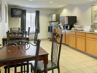 Super 8 by Wyndham Allentown - Bữa sáng
