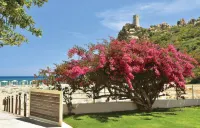 Hotel Club Torre Salinas - Adults Only Hotel dekat Torre Dei Dieci Cavalli
