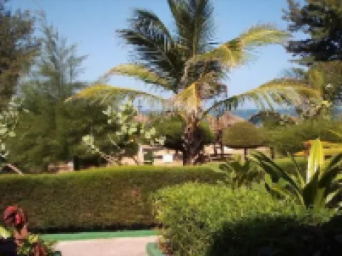 Holiday Beach Club Hotel