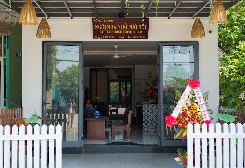 Little House Town Villa