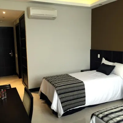 Hotel Atlântico Tower Hotels near Santos Dumont Airport