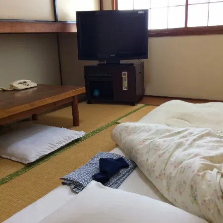 Dotenobou-Ryokan Отели рядом с достопримечательностью «Shikama-kō»