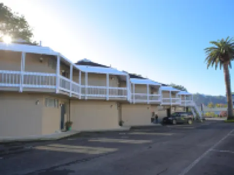 Motel Six Hotels in Whangarei