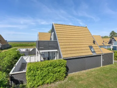 "Mijat" - 100m from the Sea