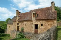 Chambres d'hôtes Avec Piscine la Rossillonie Hotels in Beynac-et-Cazenac