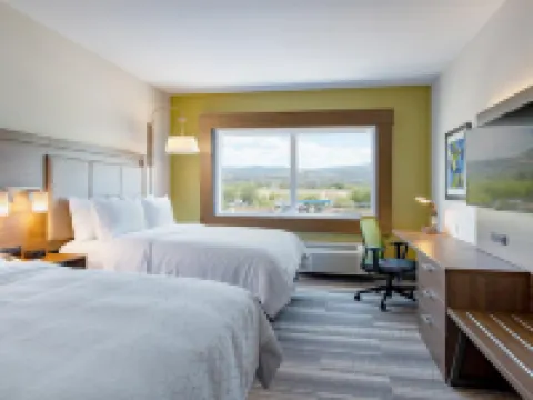 Holiday Inn Express & Suites KELOWNA - EAST by IHG Hotels in Kelowna