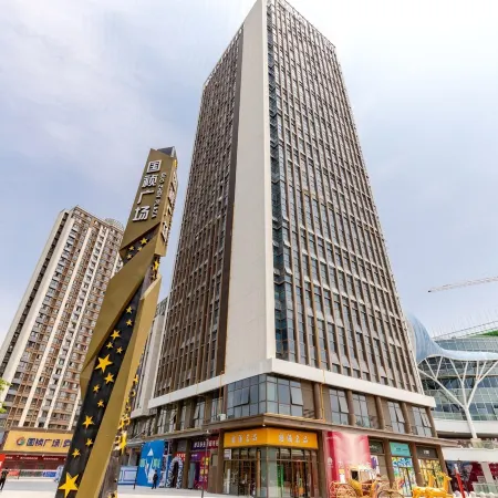 Qunzhu Smart Apartment Fifty Middle School West Campus Jinshui Guang Guozhen Plaza (Jinniu Road)