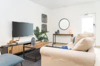 Instant Stay Ocean Drive - Condos