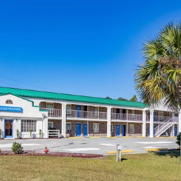 Motel 6 Walterboro, SC