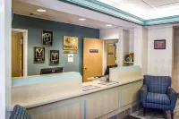 Econo Lodge Hotels in Conneaut Lake