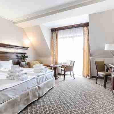 Hotel Crocus Rooms