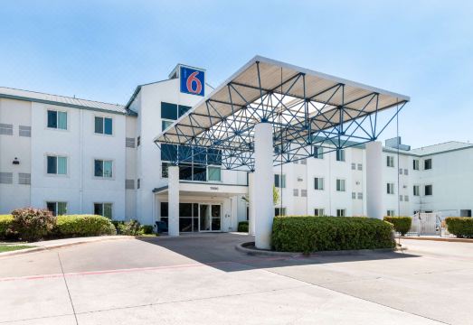 Motel 6 Irving, TX - DFW Airport North
